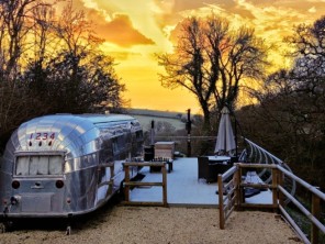 Romantic Vintage American Airstream with Hot Tub near Dittisham, Devon, England